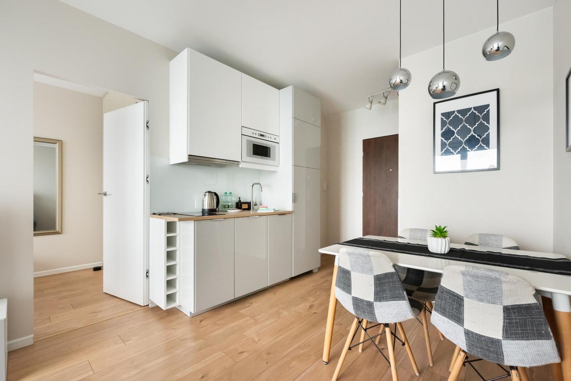 Business Mokotow Park 84 *